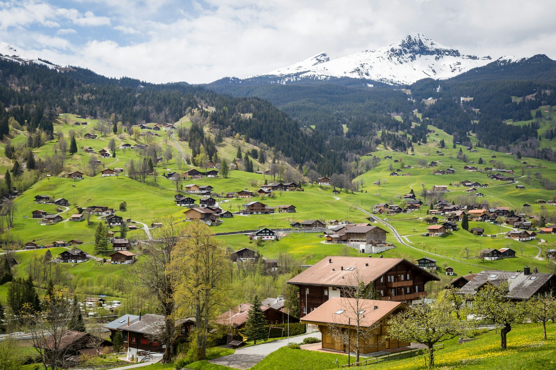 Offbeat Villages in the Swiss Alps for Peaceful Retreats